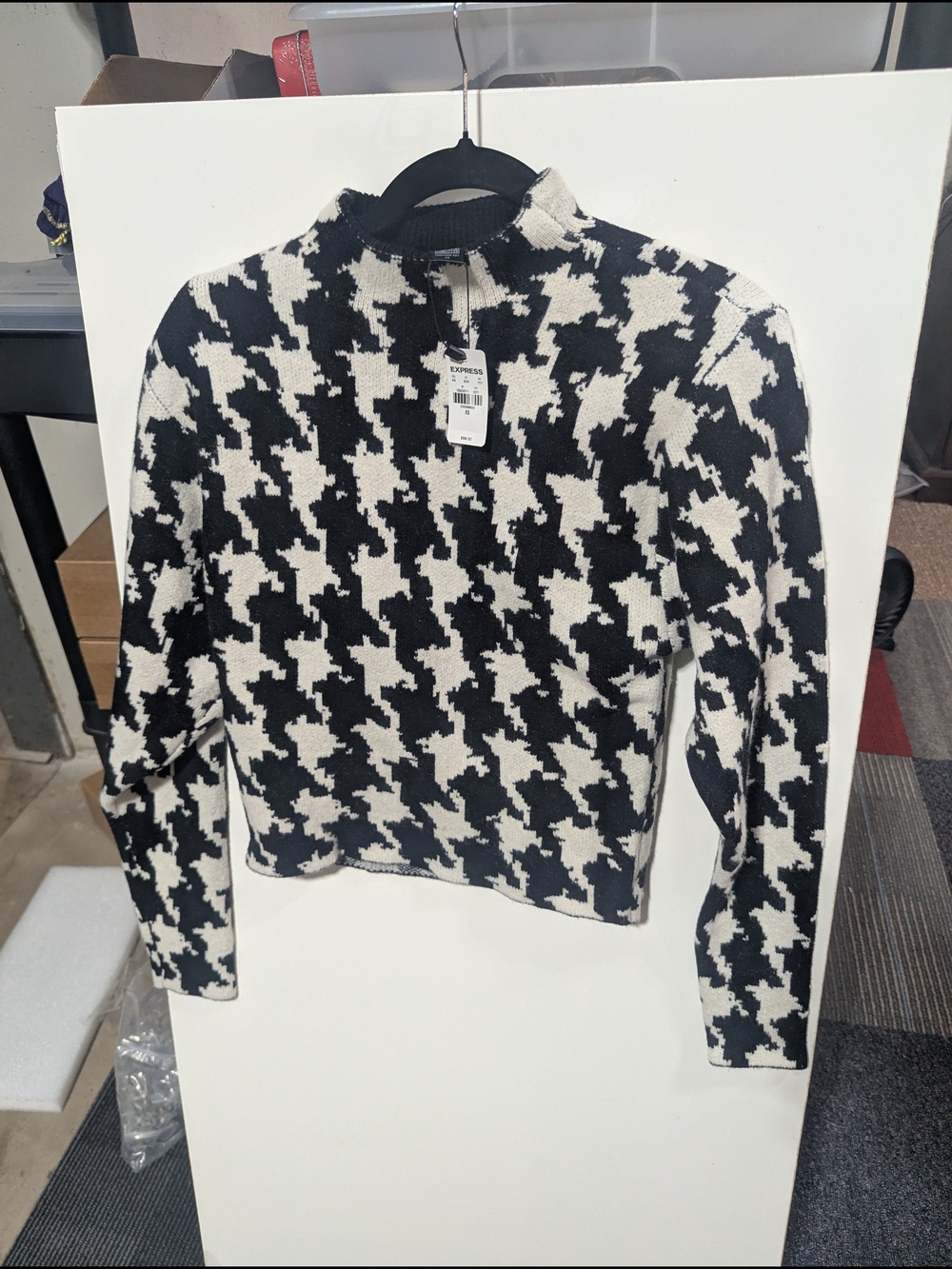 Express Black & White Houndstooth Crew Sweater